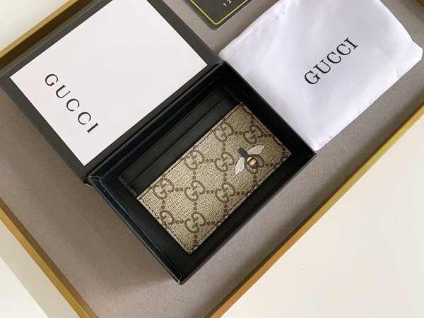 グッチ財布コピー正面デザイン